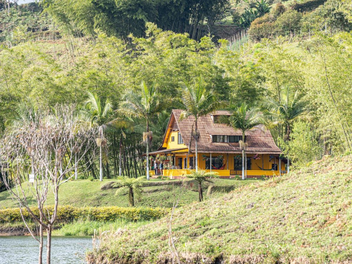 Albergue Volare Guatape Isla Exterior foto