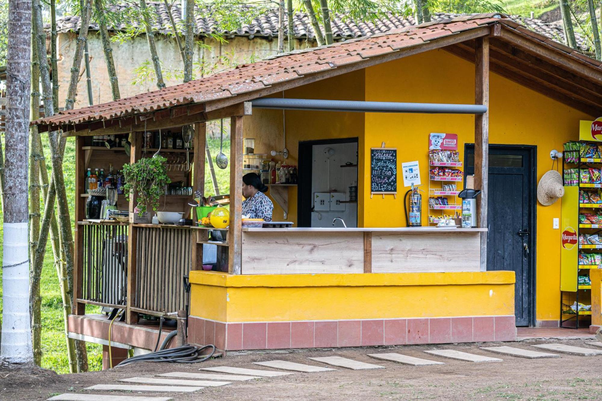Albergue Volare Guatape Isla Exterior foto
