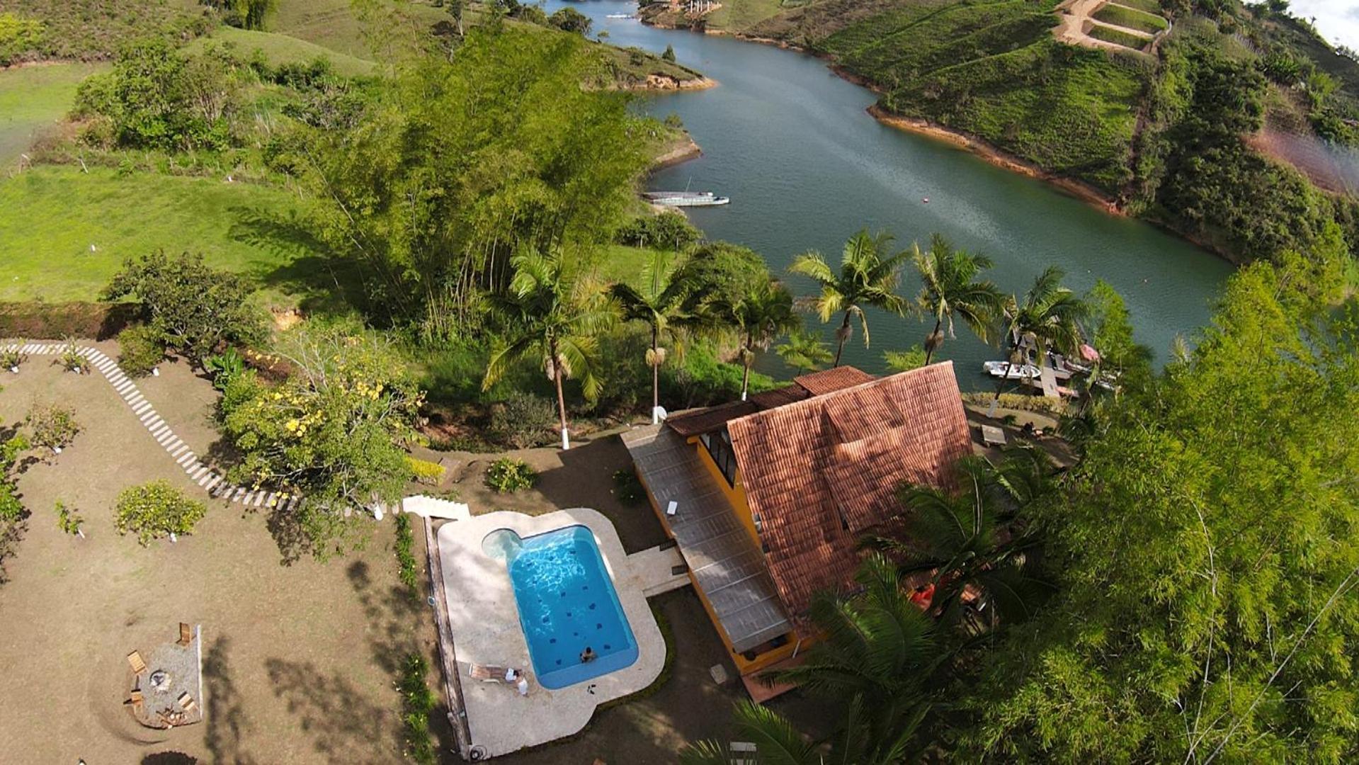 Albergue Volare Guatape Isla Exterior foto